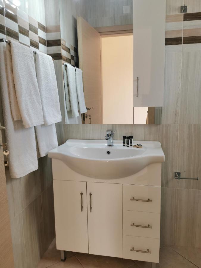 Marine Apartments Venetiko Paralia Agias Foteinis Экстерьер фото